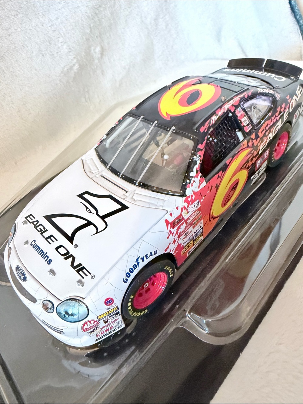 NASCAR Eagle One Mark Martin #6 1999 Ford Taurus Cummins Diecast
